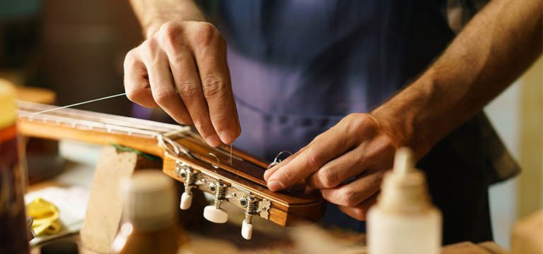 Guitar restring